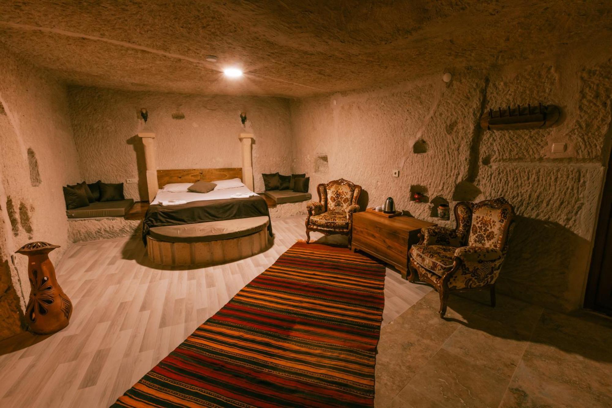 Mia Cappadocia Cave Hotel ギョレメ エクステリア 写真