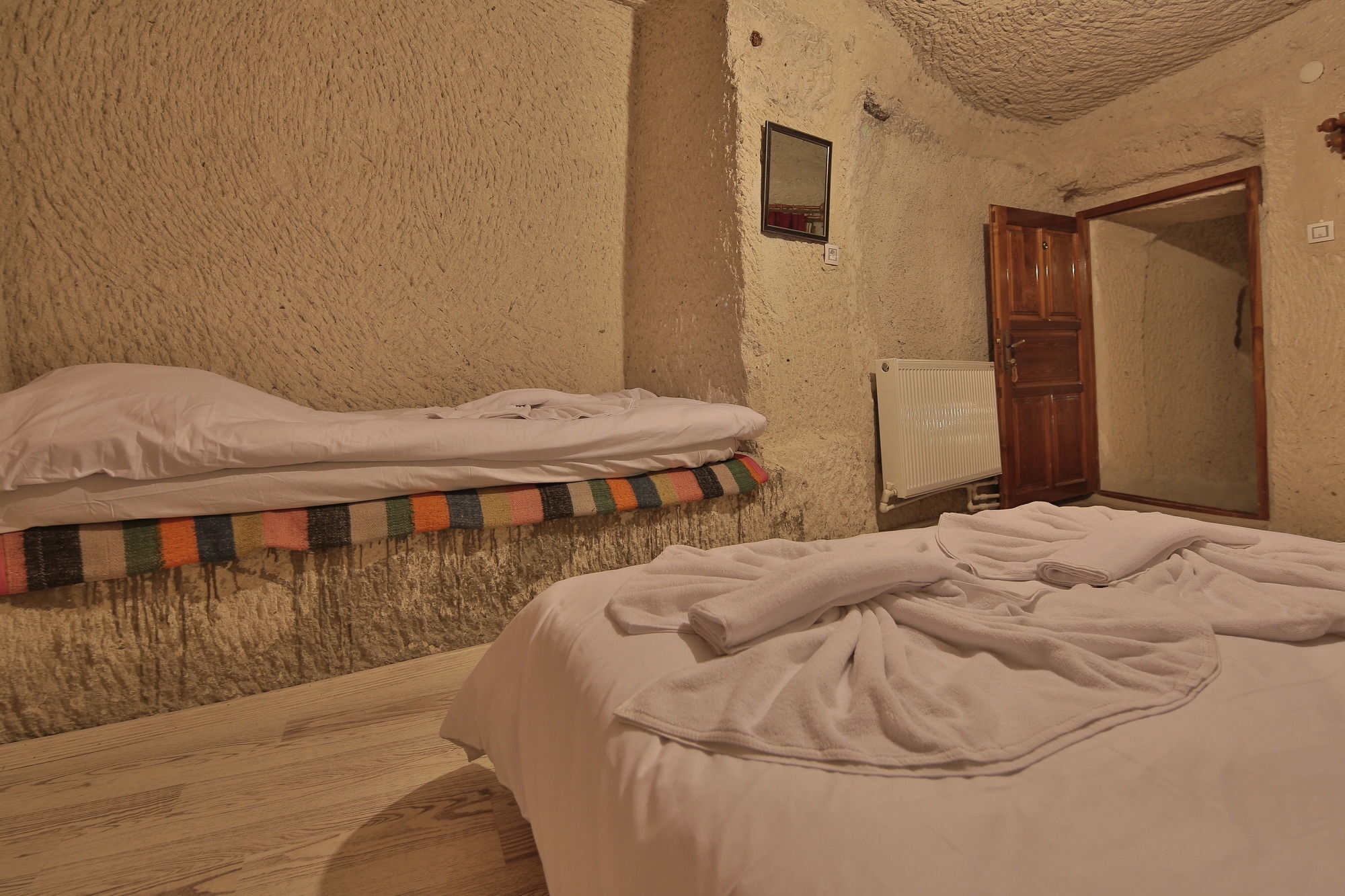 Mia Cappadocia Cave Hotel ギョレメ エクステリア 写真